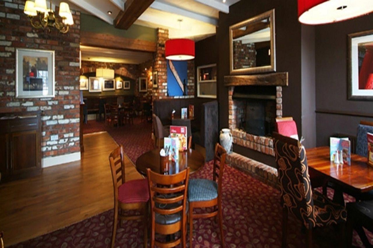 Premier Inn Premier Inn Wirral Greasby Buitenkant foto